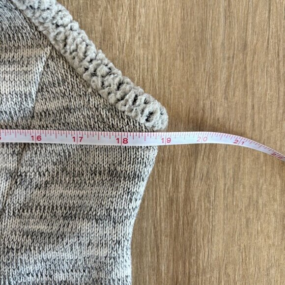 Kuhl Alaska Fleece Vest Womens Medium Grey Sherpa Hooded Outdoor Gorpcore Winter - Picture 8 of 9